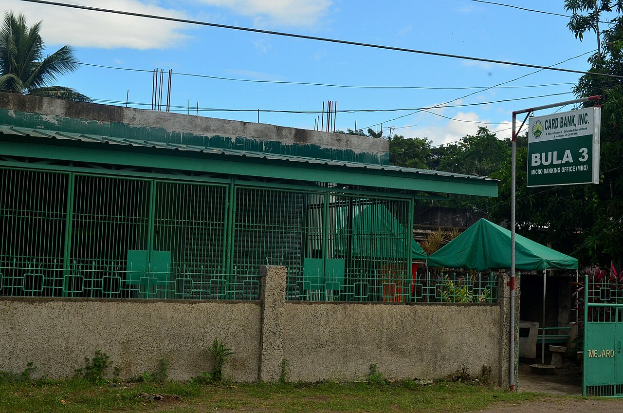 Banco pode ser condenado por mandar alguém oferecer empréstimo consignado na porta da casa de idoso, decide STJ